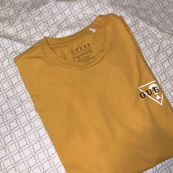 Mustard Yellow Mens Guess T-Shirt - Picture 1 of 6